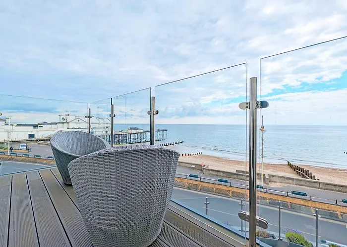 West Lodge, Bognor Regis